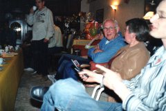 img094