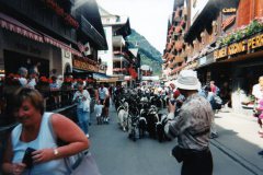 img031