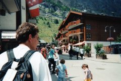 img033